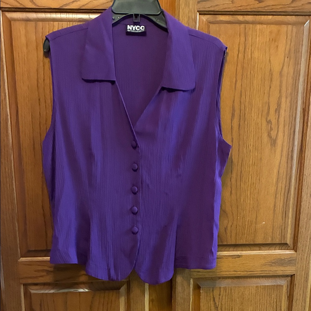 NYC Women's Vibrant Purple Button-Up Blouse size M